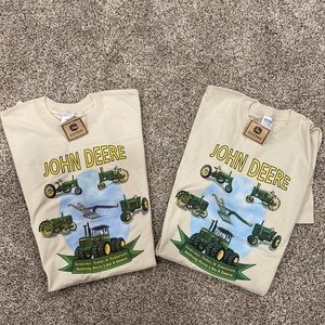 Men’s John Deere tshirt